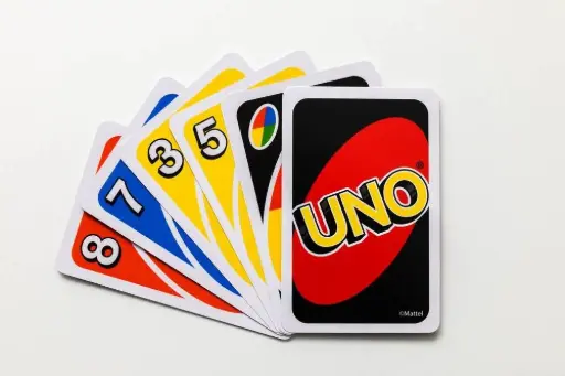 [Pixie games-MAT54302087] UNO étui carton