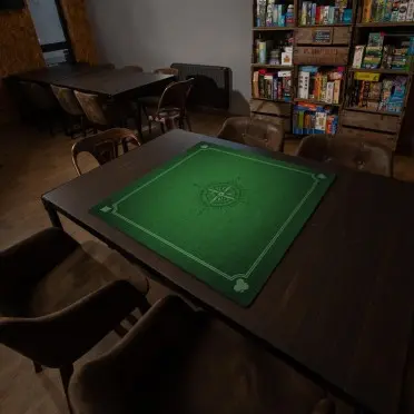 [GERONIMO-01412] Tapis de jeu de carte 60x60