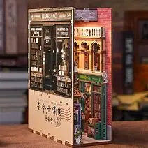 BookNook -  Charing crossroad 84