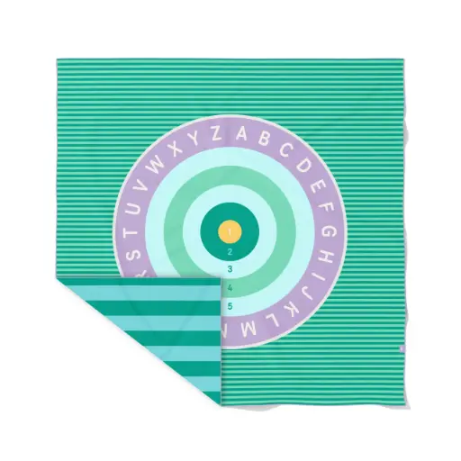 [quut-174226] Serviette de jeu XL - alphabet